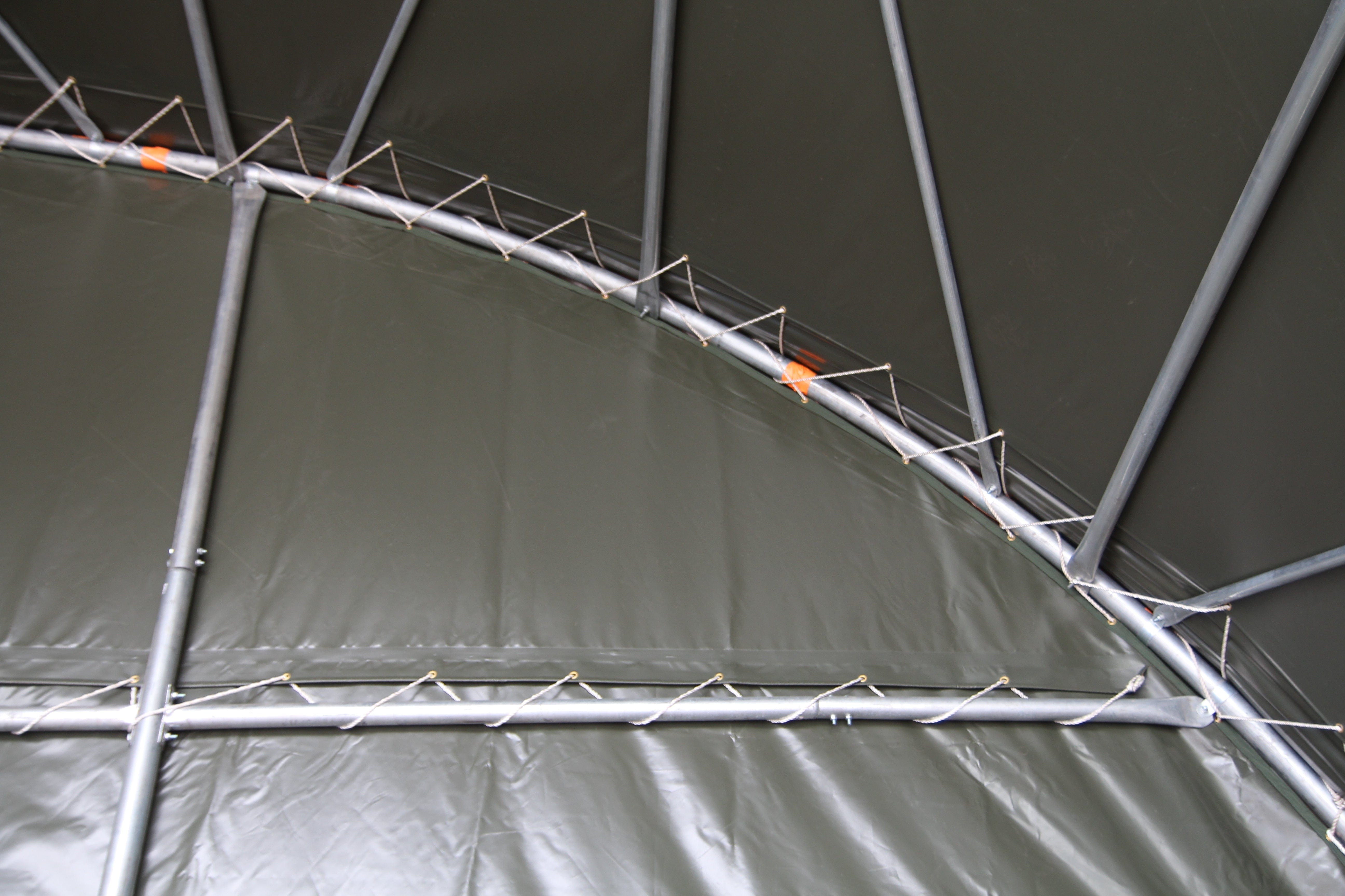 Lukket bagpanel til containerlæsser