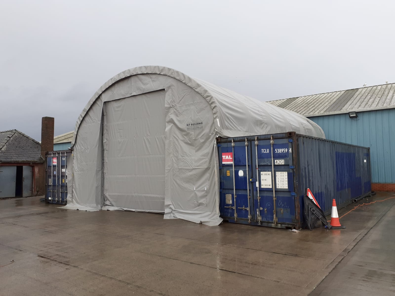 Container baldakiner - 20 fod x 40 fod x 6,5 fod (6m x 12m x 2m)