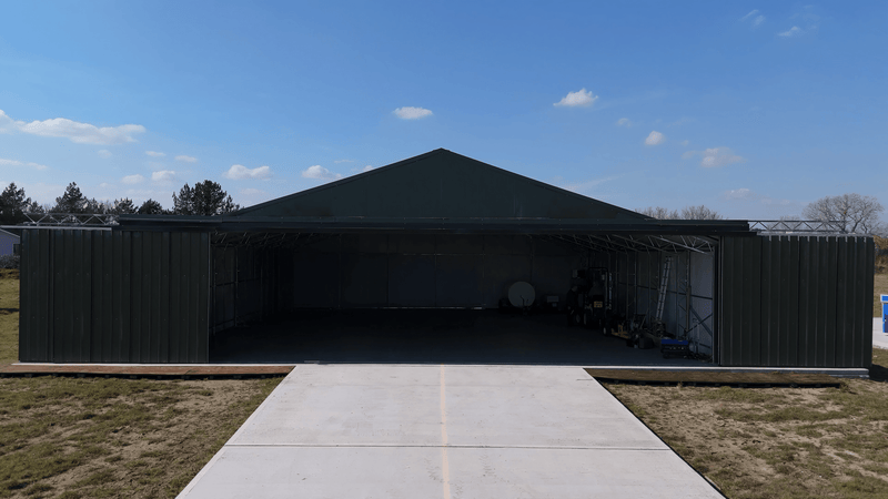 Stål flyhangar