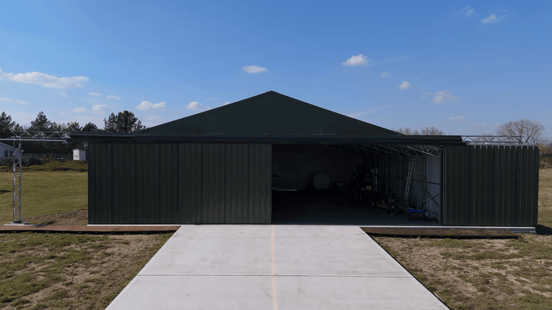 Stål flyhangar